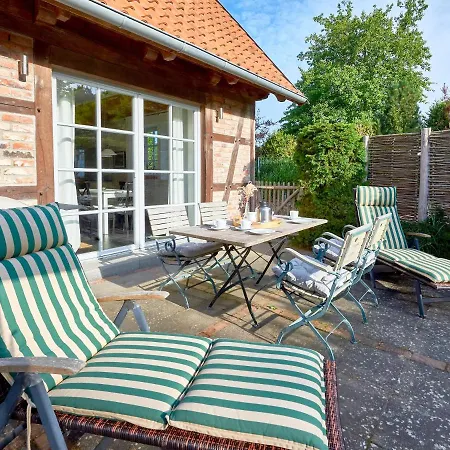 Fachwerkhäuser - Haushälfte Sophie Charlott Mit Kamin Und Terrasse Villa *