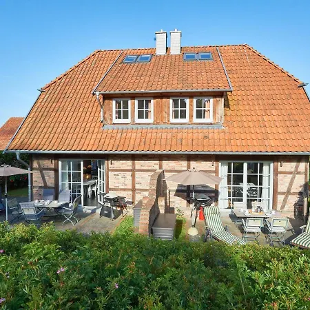 Fachwerkhaeuser Seedorf - Haushaelfte 