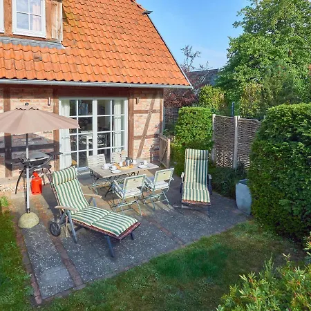 Fachwerkhäuser - Haushälfte Sophie Charlott Mit Kamin Und Terrasse Villa *