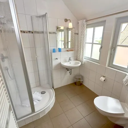 Fachwerkhaeuser - Haushaelfte 