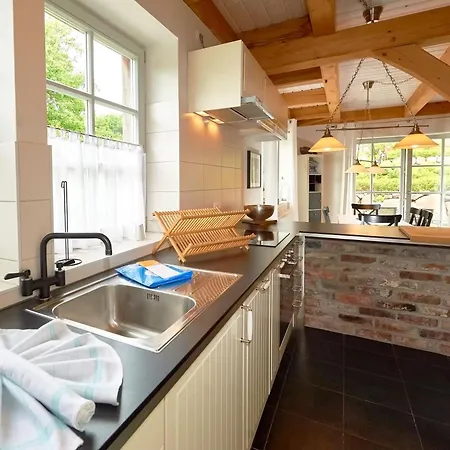 Villa Fachwerkhaeuser - Haushaelfte 