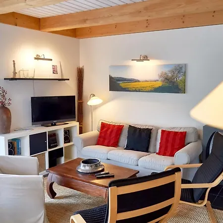 Villa Fachwerkhaeuser - Haushaelfte 