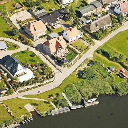 Fachwerkhaeuser - Haushaelfte 