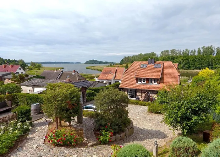 Villa Fachwerkhaeuser - Haushaelfte 